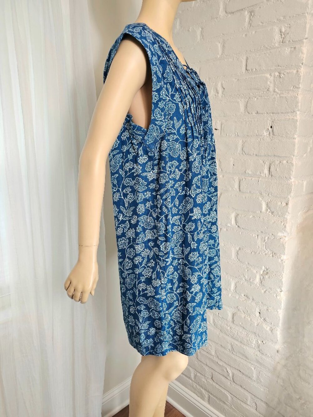 Faherty x b.Yellowtail Cameo Cove Dress Navy Plains Floral Size M NWT - Picture 3 of 8